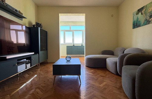 Okrug Gornji Apartment | Spacious 4-bedroom Lux Apartment with Amazing Scenery