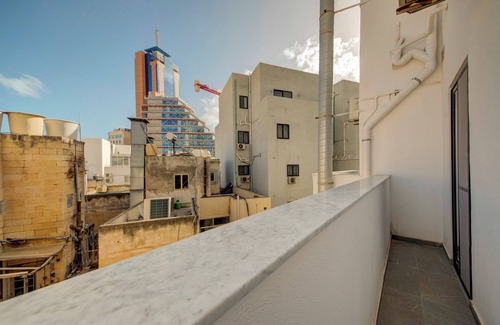 Paceville Apartment | SPACIOUS 4 BEDROOM APARTMENT -2