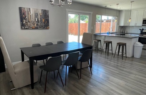 Sacramento House | Spacious 4-bedroom renovated home in scenic Sacramento