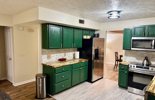 Pike House | Spacious 4-bedroom house with WiFi, AC in brilliant Indianapolis