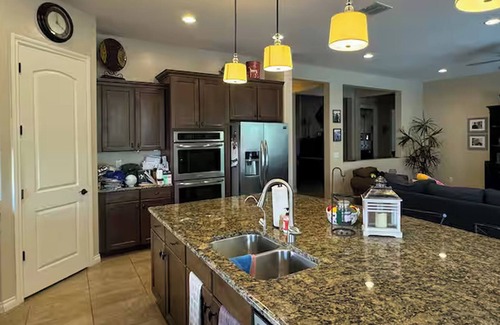 Queen Creek House | Spacious 4-bedroom house with AC, WiFi in charming Queen Creek