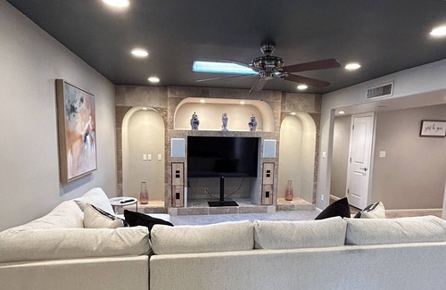 Mesa House | Spacious 4 bedroom with a pool + big backyard!