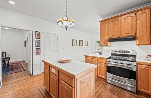 Vallemar House | Spacious 4-BR house; 1 mi from beach, 10 mins from SF