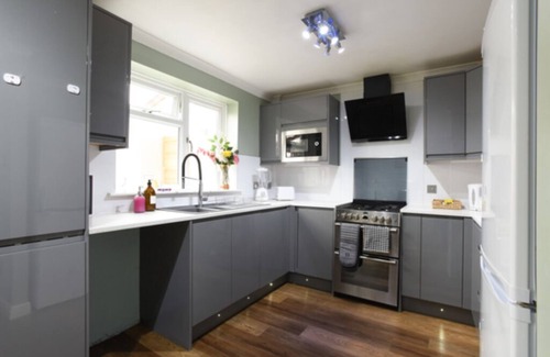 Portsmouth House | Spacious 4Bed Family Home near Port Solent