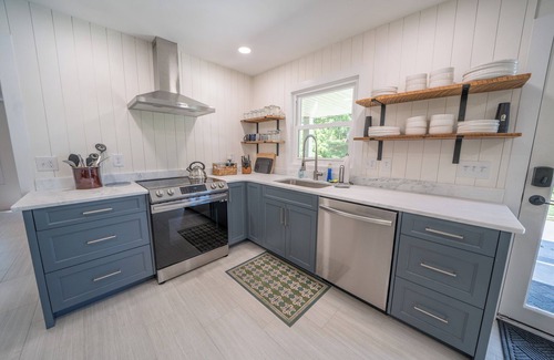 Christiansburg House | Spacious 4BR House near VT and Downtown w/Gazebo