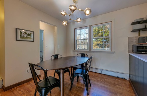 Ellsworth House | Spacious 5 bed home w/King beds 16 miles from Acadia National Park