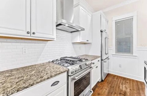 Watercolor House | Spacious 5 bedroom Watercolor Home- close to pool, yard. INC. GOLF CART+4 BIKES