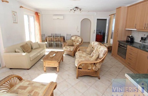 Klismata Villa | Spacious 5 Bed Villa with pool in Kefalonia