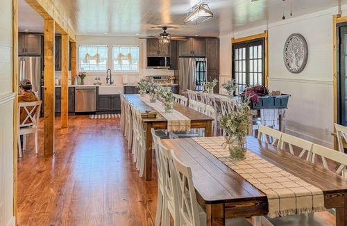 Christiansburg House | Spacious 5-bedroom house in welcoming Christiansburg with WiFi, AC