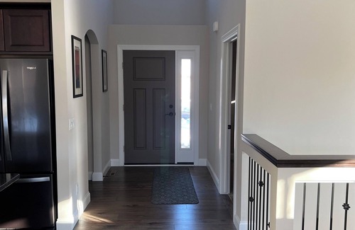 Cottage Grove House | Spacious 5-bedroom house with fitness room and AC in charming Cottage Grove