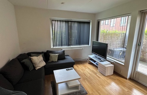 Sinsen Apartment | Spacious 5-bedroom apartment with 2 bathrooms in Løren