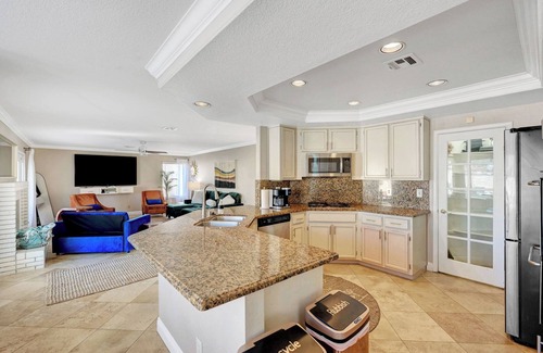 Whitney Ranch House | Spacious 5-bedroom House in Henderson Close to Strip/Airport/Shopping/Casino
