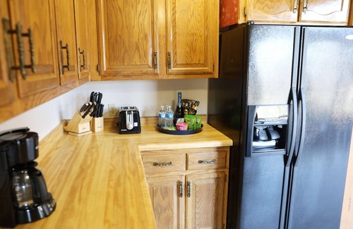 Burnside House | Spacious 5-Bedroom Home on Lake Cumberland!