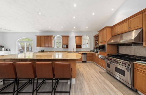 Wailuku House | Spacious 5-bedroom house with 360 view in serene Wailuku