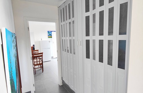 Johnsonville House | Spacious 5-bedroom house in awesome Wellington with AC
