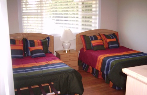 Bothell Villa | Spacious 5-bedroom villa in charming Bothell Sleeps 16+