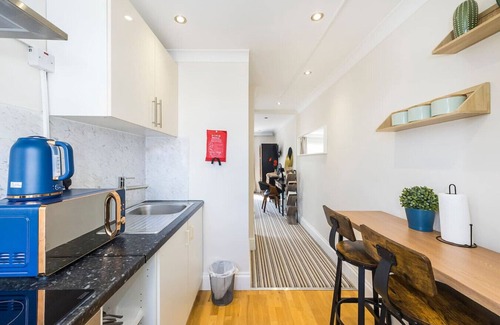 Angel House | Spacious 5-Room Property in Prime Islington Location – Perfect for Groups & Business Travelers!