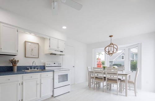 Westhampton Beach House | Spacious 5bedroom house Steps to the Best Hamptons Shops/Restaurants/Bars/Events