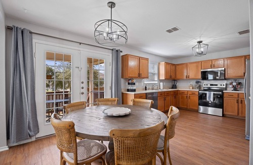Converse House | Spacious 5BR/Perfect for Families & Groups