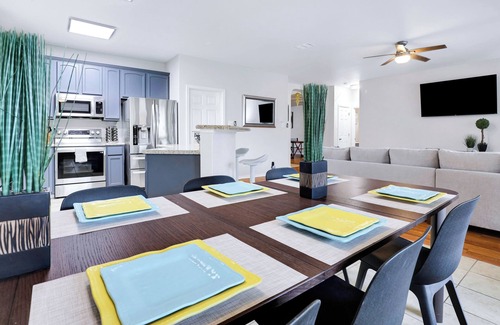 San Antonio House | Spacious 5BR Retreat with Pool & Outdoor Games