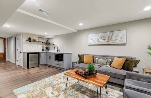 Shaw House | Spacious 6-bedroom house in the heart of fabulous St. Louis