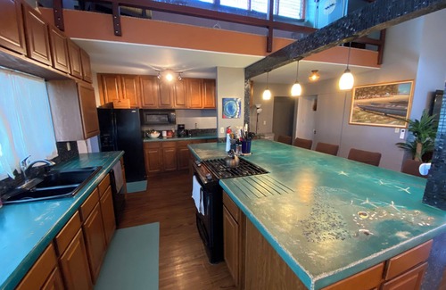 Waianae House | Spacious 6-bedroom house with AC in beautiful Waianae
