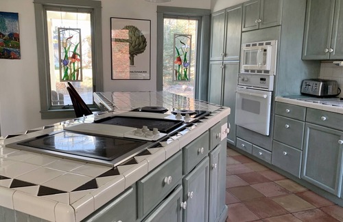 Bar Harbor House | Spacious 6 Bedroom Orchard House close to Acadia and the Shore.
