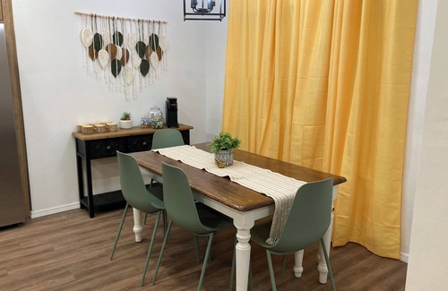 Canyon House | Spacious 6-BR -both sides of duplex- house near PDC & WT