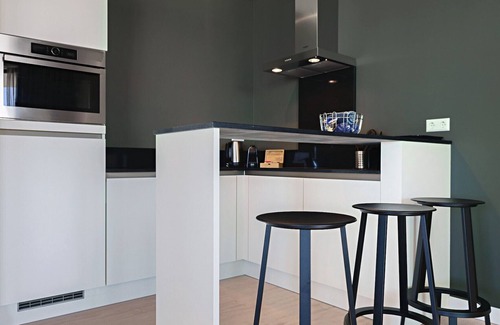 Breskens Apartment | Spacious 6-person apartment