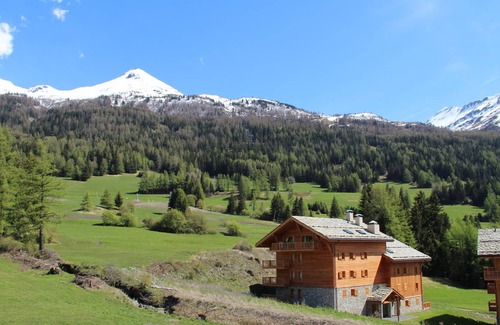 Val Cenis Apartment | Spacious 6-Person Apartment at the Foot of the Slopes in Val-Cenis
