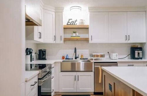 Washington House | Spacious 6BR Family Retreat, Sleeps 16, Near Zion