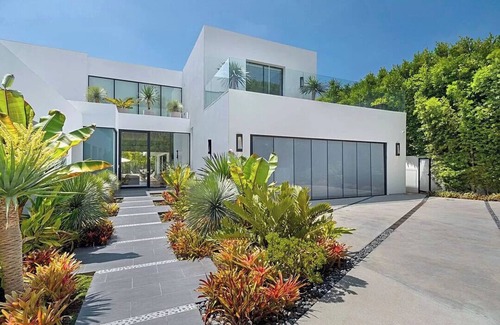 The Flats House | Spacious 7-bedroom house in fabulous Beverly Hills - 7bd 9ba 8,000sqft