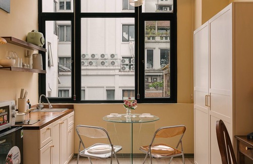 Old Quarter House | Spacious 7-bedroom house in fantastic Hanoi Old Quarter w Lift close to Beer Str