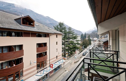 Brides-les-Bains Apartment | Spacious 8-Person Duplex in Brides-Les-Bains, Central Location