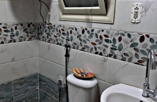 Old Cairo Apartment | Spacious 9-bedroom apartment with AC, WiFi in marvelous Cairo Governorate