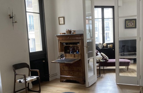 Republique–Point-du-Jour Apartment | Spacious an Prestigious Family Flat, in a 1930 Traditional White Stone Building
