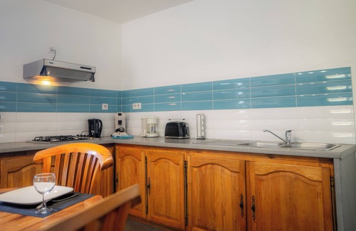 Trois Mares Apartment | Spacious Air-conditioned Furnished with Pool classified 3 *