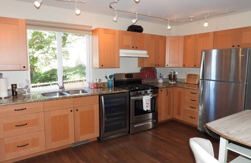 Anacortes House | Spacious Anacortes ocean view retreat!