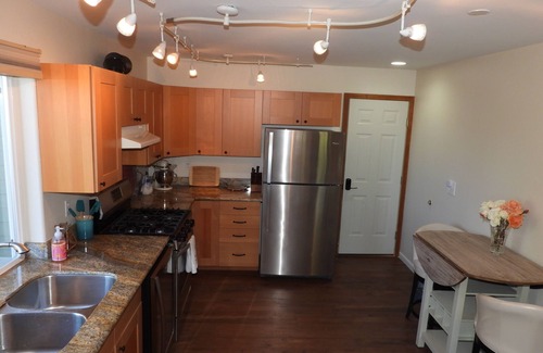 Anacortes House | Spacious Anacortes ocean view retreat!