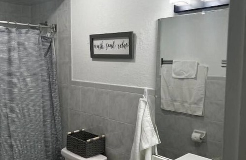 Hialeah Apartment | Spacious and beautiful backyard