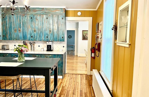 Yarmouth Apartment | Spacious and bright, 1st floor apartment in Historical Yarmouth Village