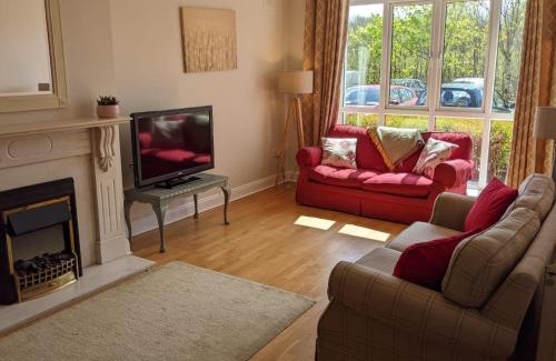 Galway City Centre Apartment | Spacious and Bright 2 Bedroom Apt - Great location