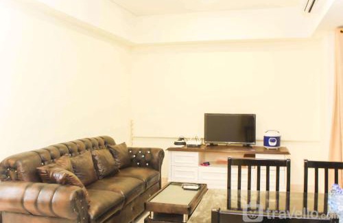 Cikarang Apartment | Spacious and Bright 2BR at Meikarta Apartment By Travelio