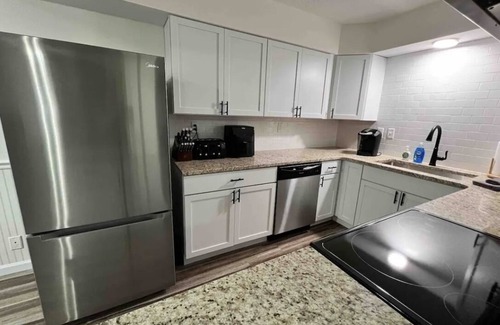 Coralville House | Spacious and Bright 3 Bedroom, 2 Bath Townhome Conveniently Located!