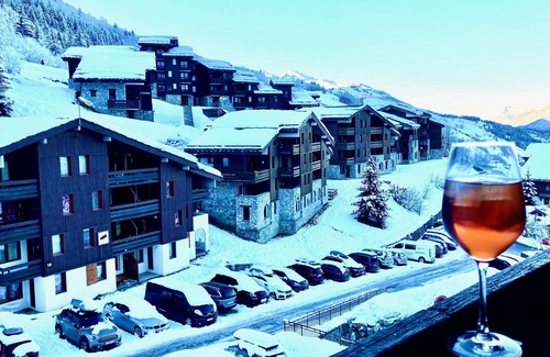 Les Avanchers-Valmorel Apartment | Spacious and clean appart. (4-6 pers.) on piste at Altispace, very centrally located