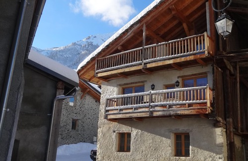 Villaroger Ski Chalet | Spacious and comfortable chalet for 13 people - connected to Arcs 2000