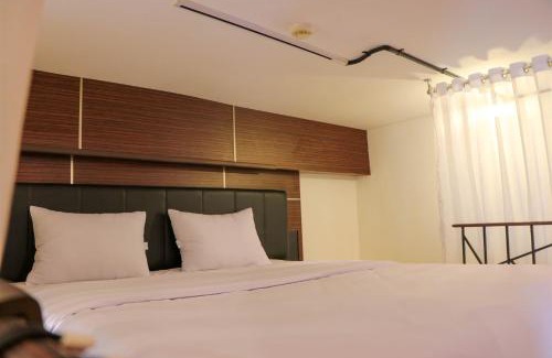 Pluit Apartment | Spacious and Comfort Stay Studio at Green Bay Pluit Apartment By Travelio