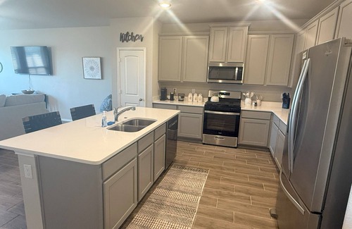 Tarrant County House | Spacious and Comfortable Home in Fort Worth, TX