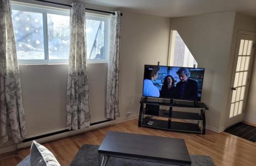Longueuil Apartment | Spacious and comfortable accommodation