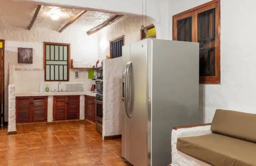 Manuel Antonio Villa | spacious and comfortable Villa with tropical charm and pool
